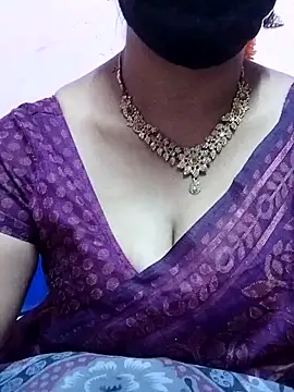 Stripchat Sex Cam for Tamilpriyamallu