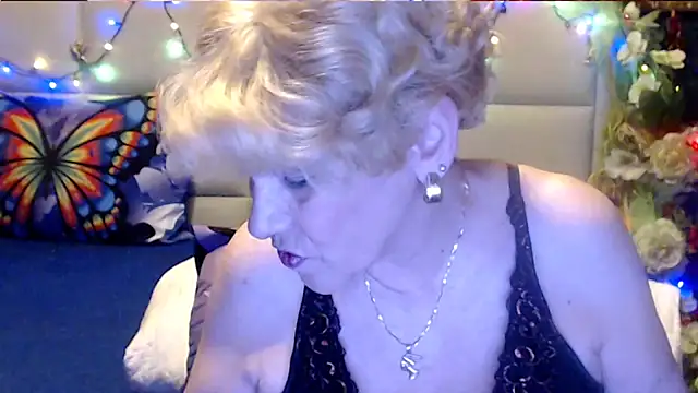 Stripchat Sex Cam for HappyWomanOn