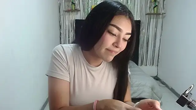 Stripchat Sex Cam for Darkittydoll_15