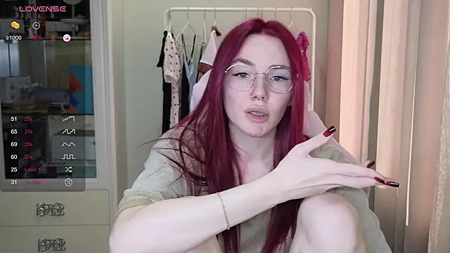 Stripchat Sex Cam for littlevildevil