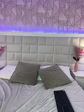 Stripchat Sex Cam for Emma__collins_