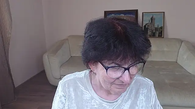 Stripchat Sex Cam for Monika_Slowy