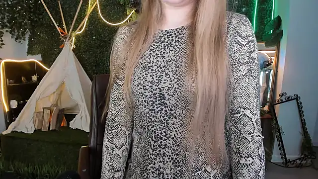 Stripchat Sex Cam for MayaSinabon