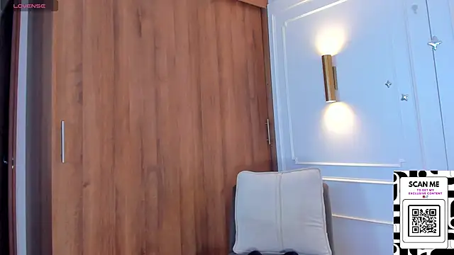 Stripchat Sex Cam for Chrishell_