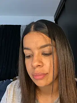 Stripchat Sex Cam for trianawhite