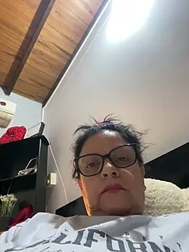 Stripchat Sex Cam for Sharongirl07